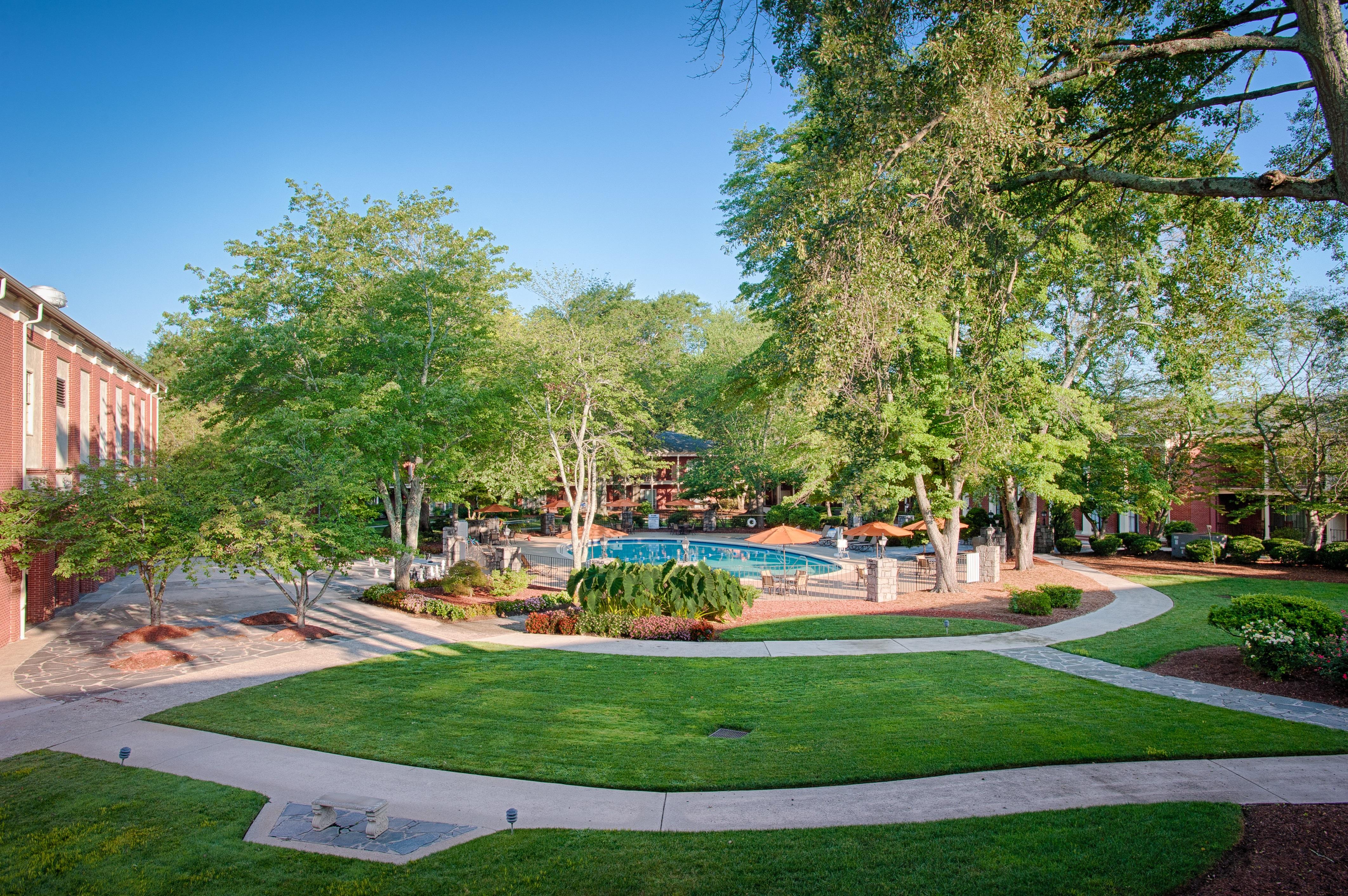 The Inn At Stone Mountain Park Bagian luar foto